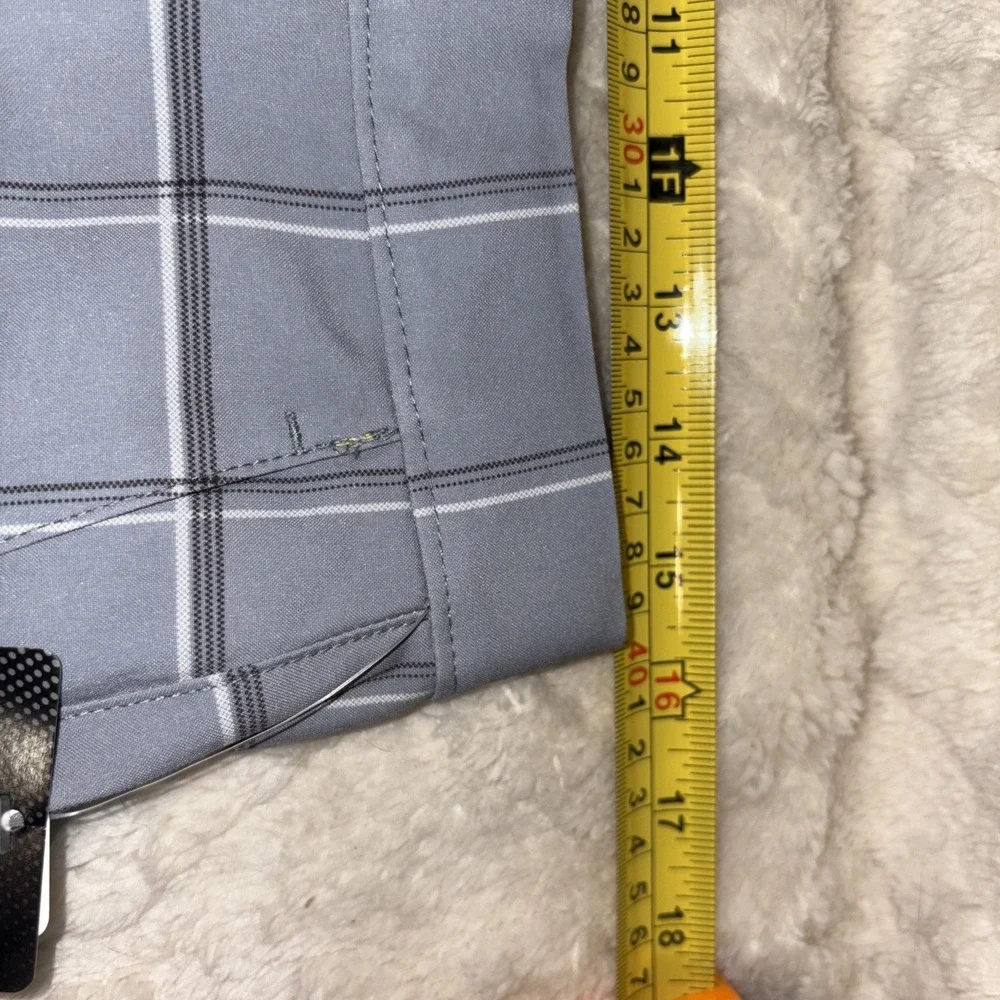 PGA Tour Shorts Boys Size XL‎ (18/20) Golf Stretch Waistband Plaid New Tags Gray